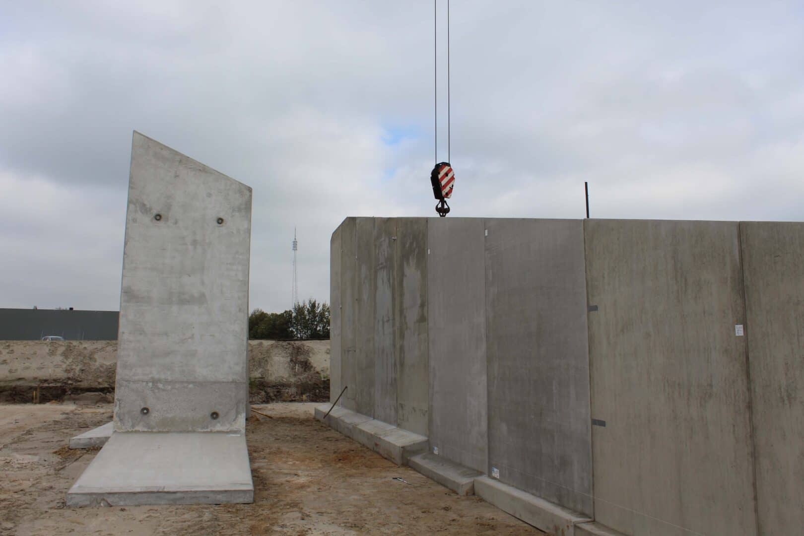 Dijk van Bosch Beton keerwanden voor rangeerstation De Vork in Haren (Groningen)