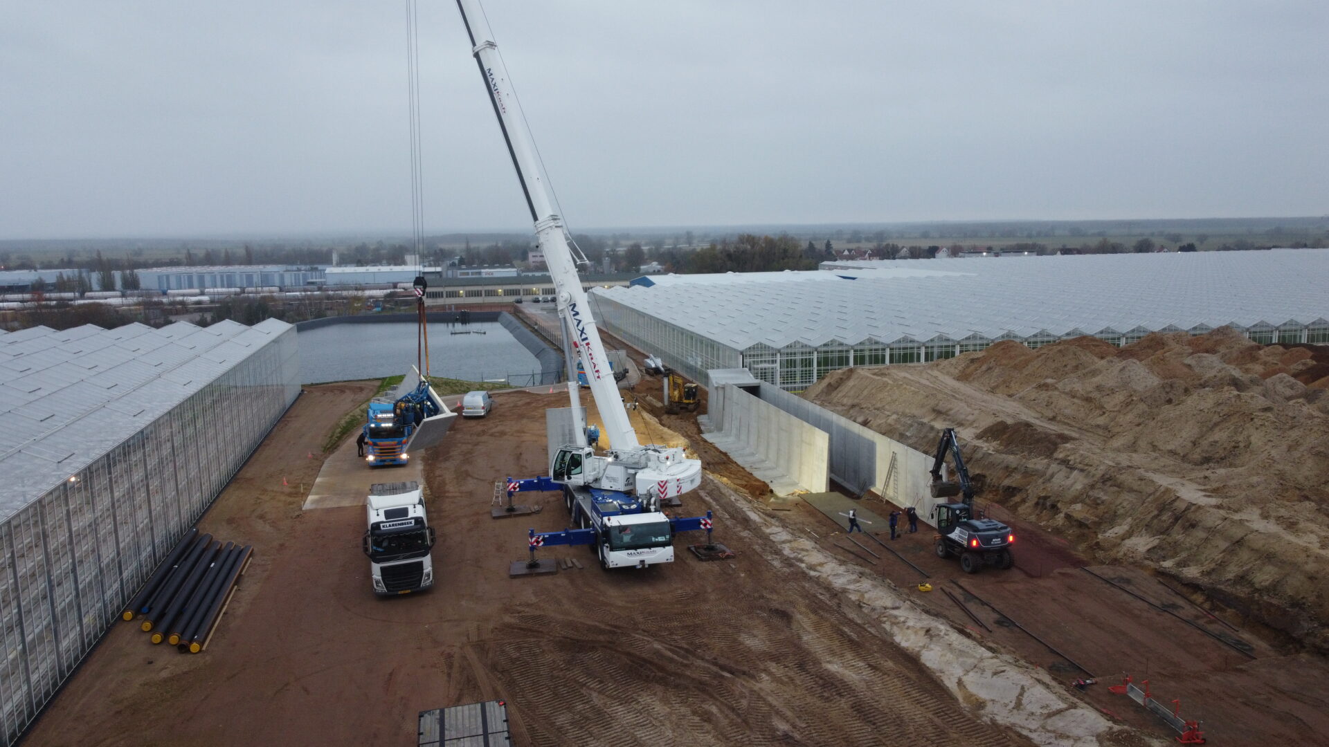 Bosch Beton - Hellingbaan en tunnel van keerwanden bij teler in Lutherstadt Wittenberg (DE)