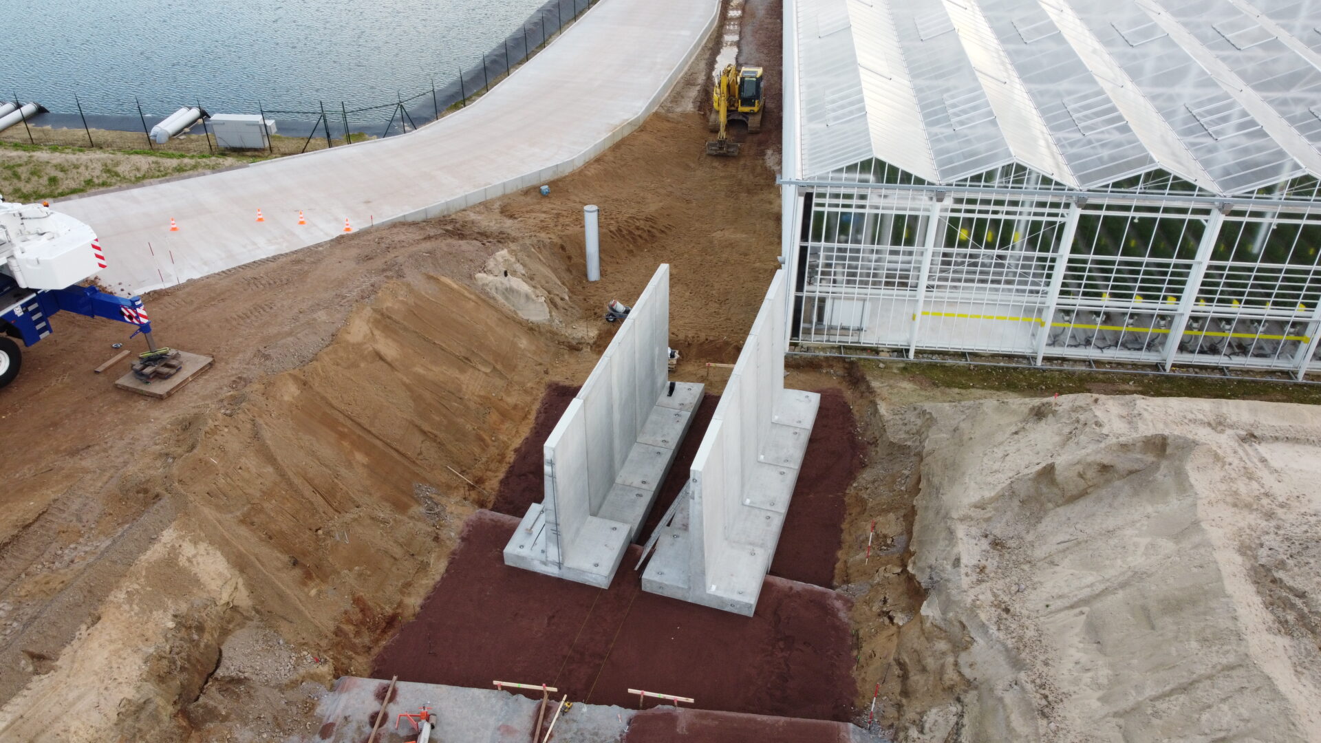 Bosch Beton - Hellingbaan en tunnel van keerwanden bij teler in Lutherstadt Wittenberg (DE)