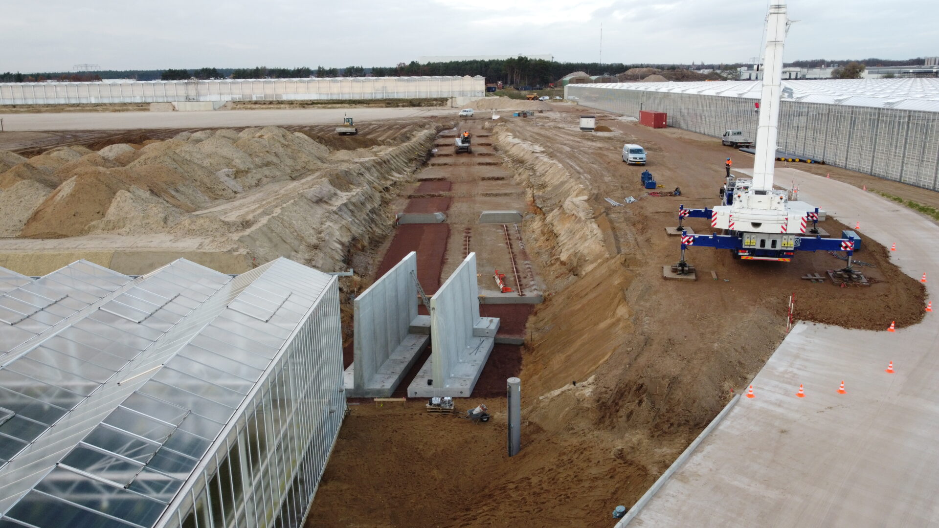 Bosch Beton - Hellingbaan en tunnel van keerwanden bij teler in Lutherstadt Wittenberg (DE)