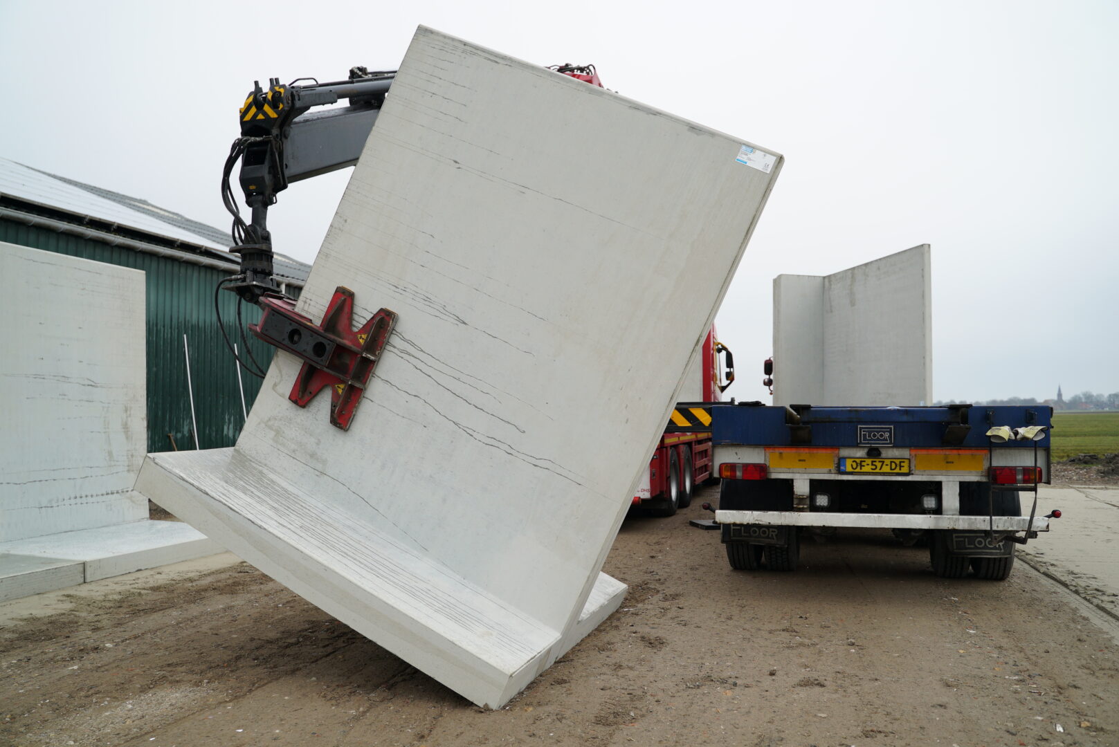 Bosch Beton - Sleufsilo van keerwanden met extra lange hak voor afdeksysteem in Blessum