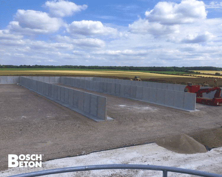 Bosch Beton plaatsing sleufsilo bij biogas-plant in Dartford (Kent) in Verenigd Koninkrijk